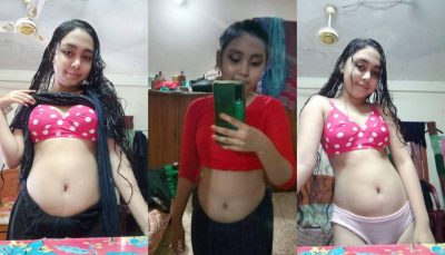 Babe GF Showing Pressing Boobs