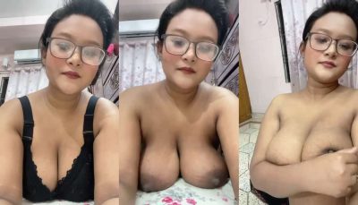 Bengali Bhabhi Sexy Big boob Showing
