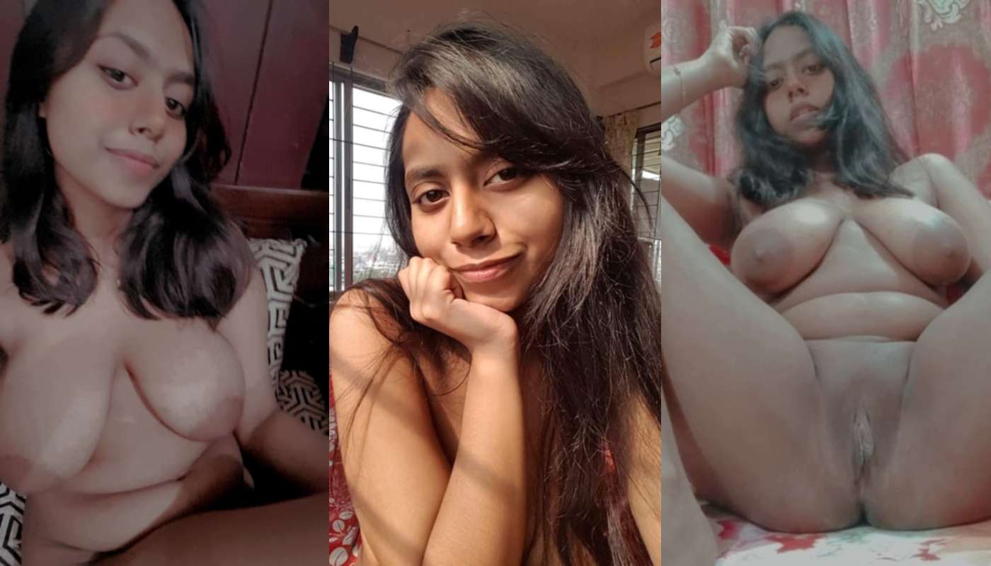 Indian Horny Girl Boobs Showing Masturbating Pussy