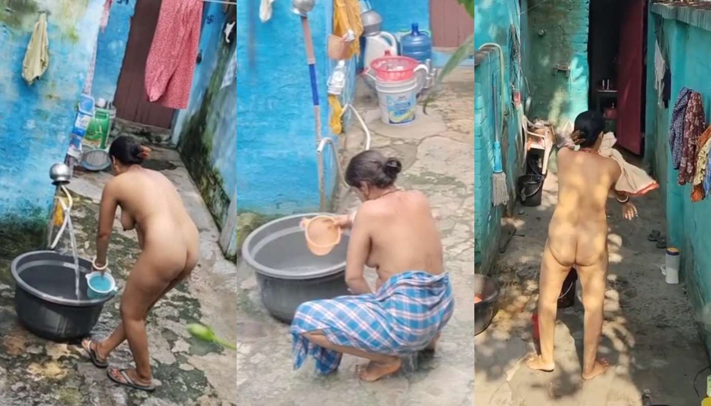 Desi Village Milf Bhabhi Bathing Her Home Inside Compound Peeping Neighbour By Side Wall Captured